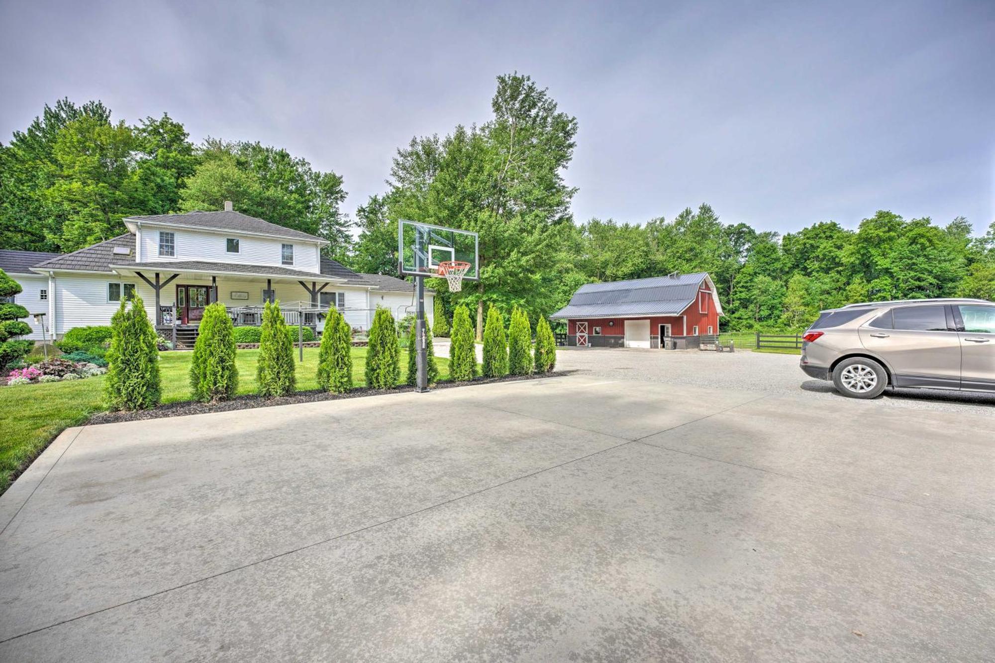 Shipshewana Guest House With Fire Pit! Exterior photo
